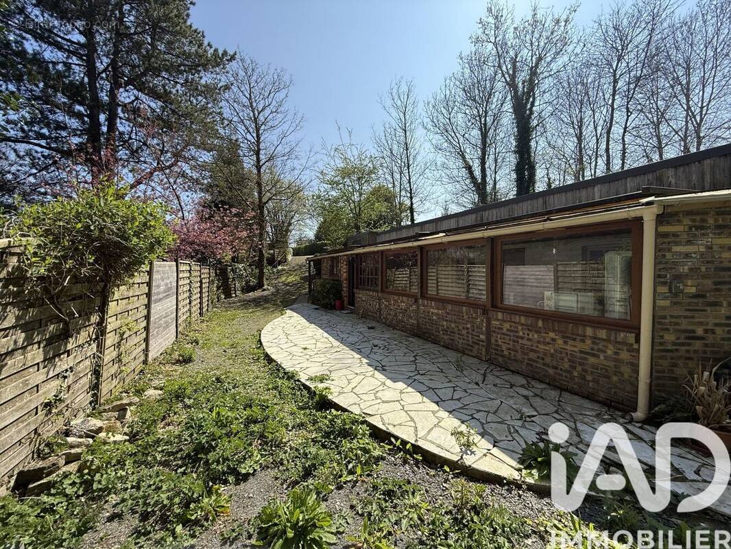 Photo 1 - Maison à PORT-EN-BESSIN-HUPPAIN