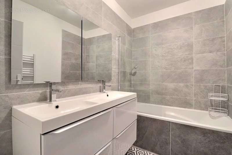 Appartement à LYON-4E