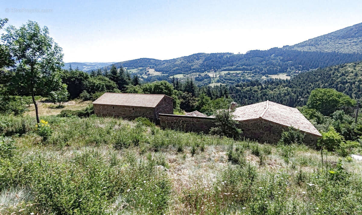 Maison à BOZAS