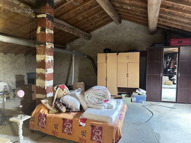 Maison à PERNES-LES-FONTAINES