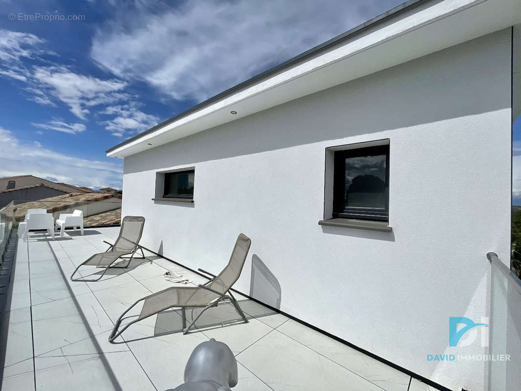 Maison à SAINT-THIBERY