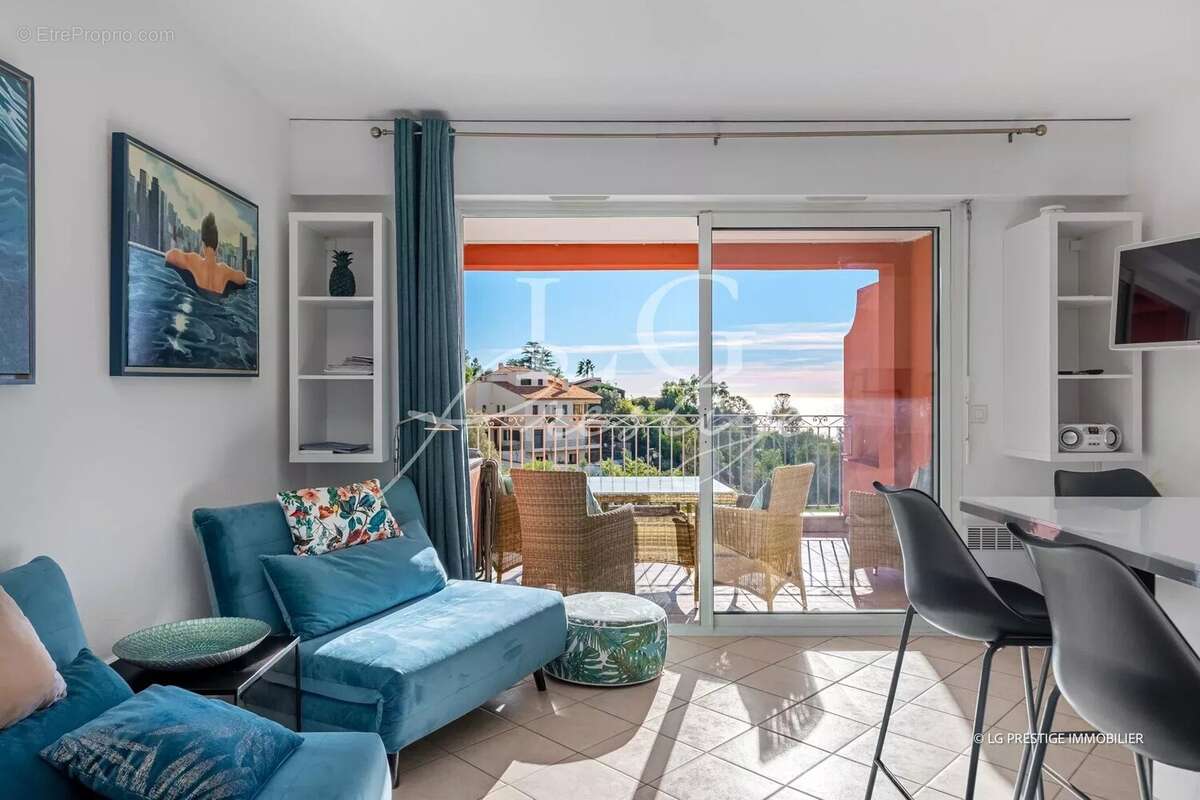 Appartement à THEOULE-SUR-MER