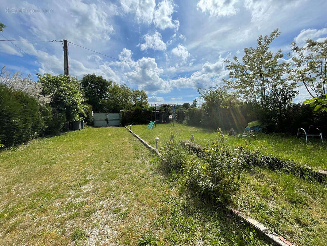 Maison à MONTLOUIS-SUR-LOIRE