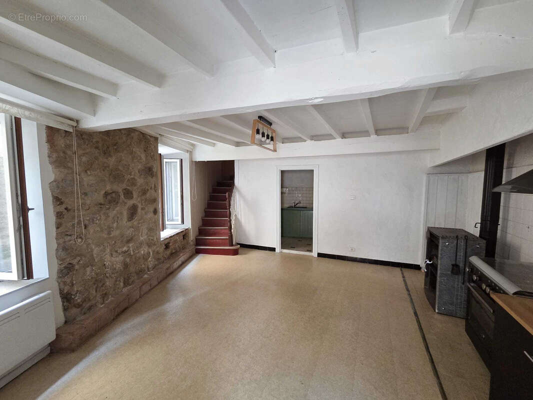 Maison à BRASSAC