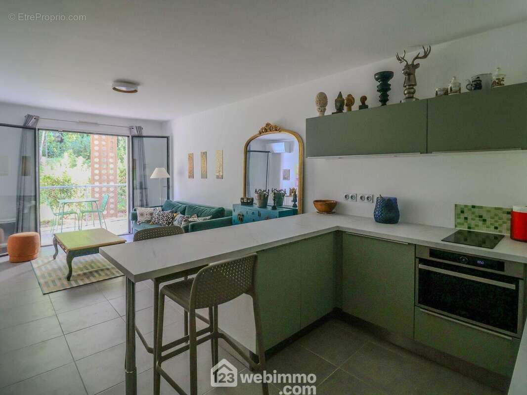Appartement à MARSEILLE-8E