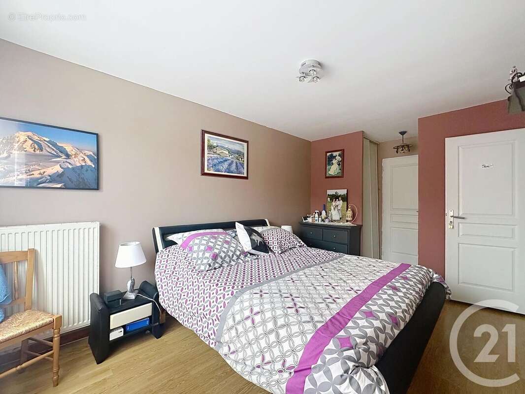 Maison à MONTIGNY-LENCOUP