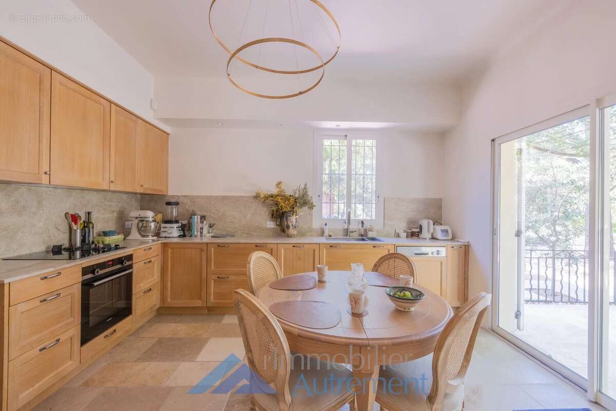 Maison à AIX-EN-PROVENCE