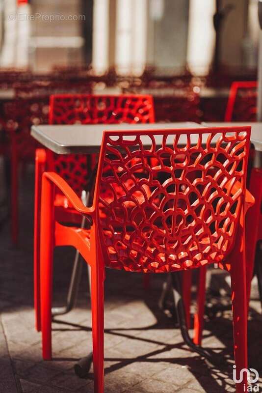 Photo 3 - Commerce à ALES