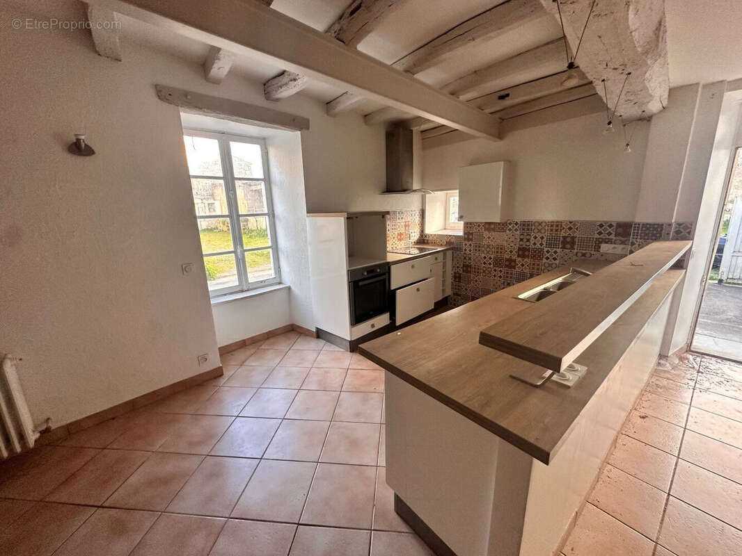 Photo 2 - Maison à SAINT-POMPAIN