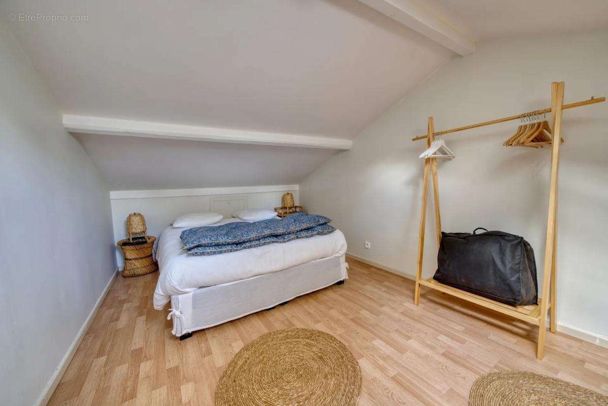 Maison à MESCHERS-SUR-GIRONDE