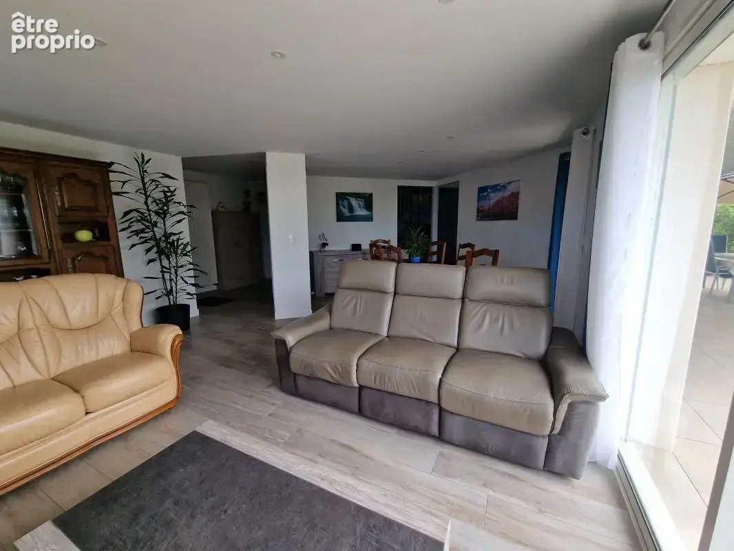 Propriété d’exception : Maison de 156 m² avec Piscine, 6 chambres , Dépendance – Secteur Collège TABARLY - photo 10