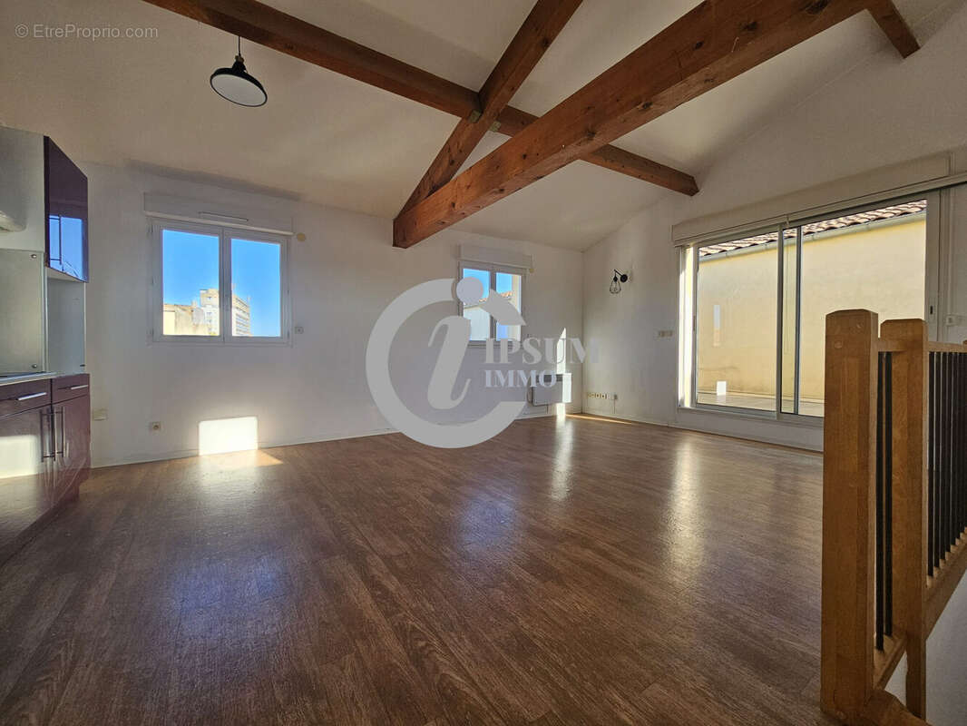 Appartement à NIMES