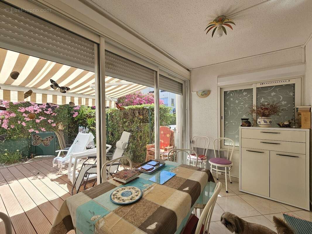 Appartement rez de jardin, devant la plage Richelieu - photo 2
