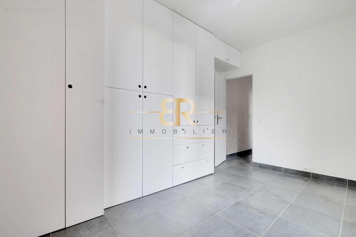 Appartement à SAINT-OUEN