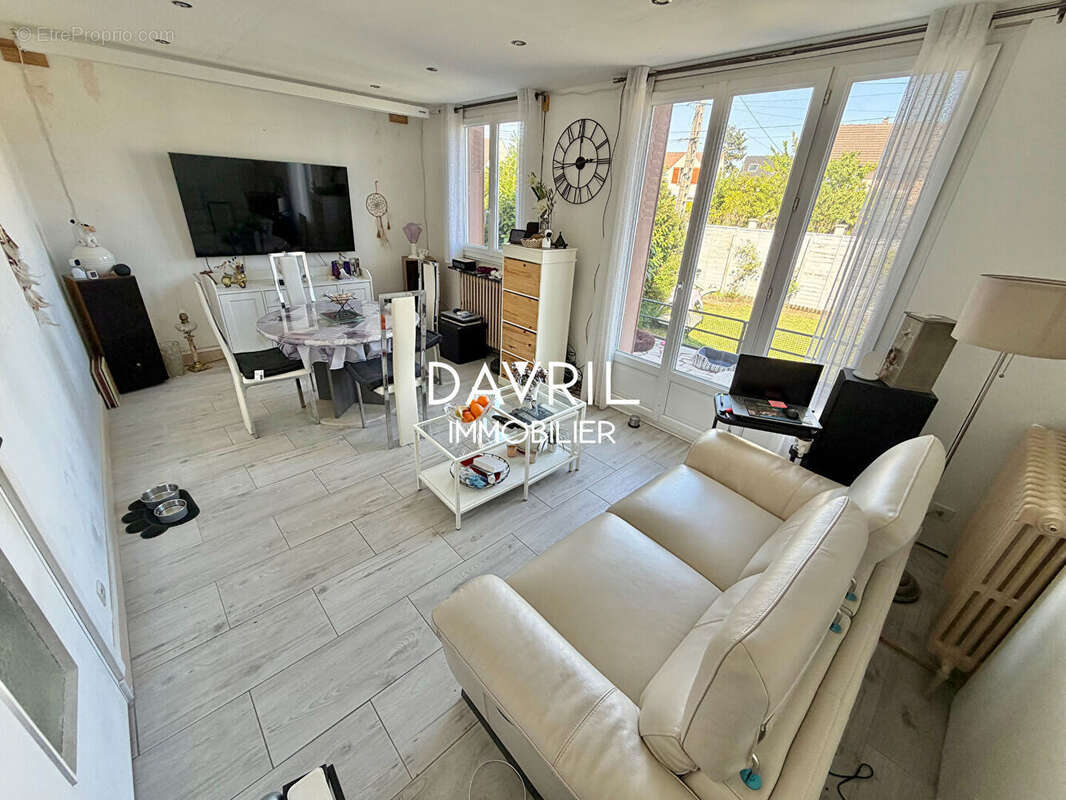 Maison à CONFLANS-SAINTE-HONORINE