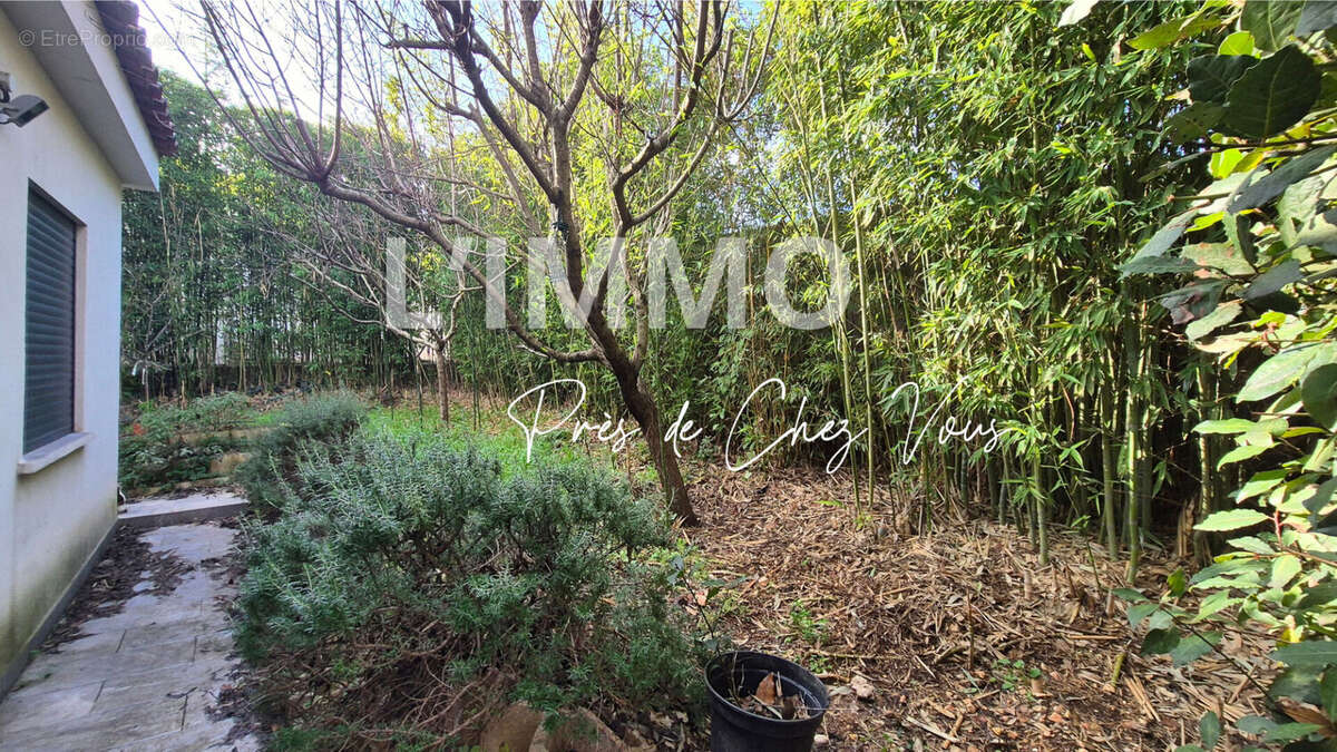 Maison à LA DESTROUSSE