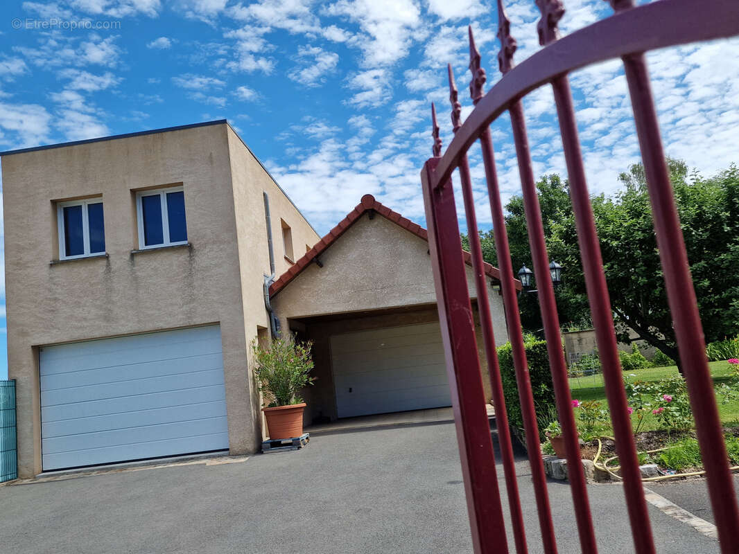 Maison à SAVEUSE