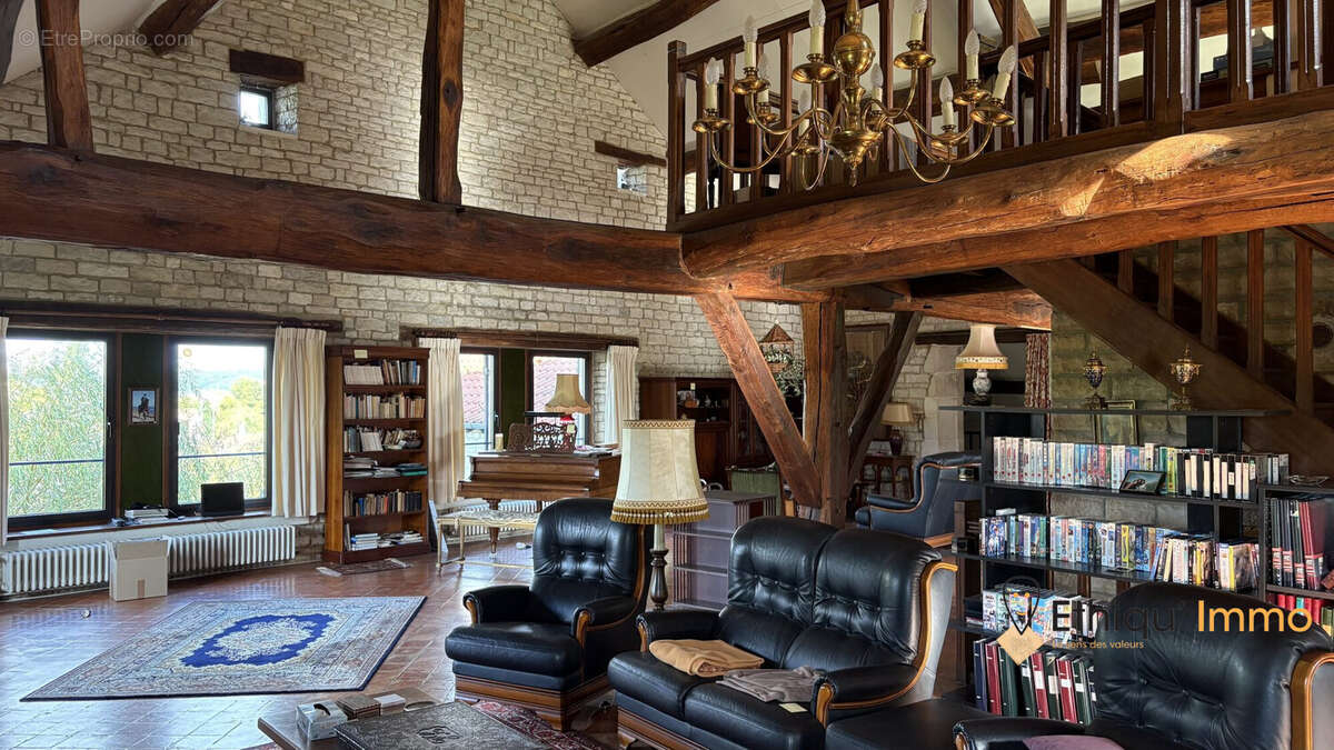 Maison à GILLANCOURT