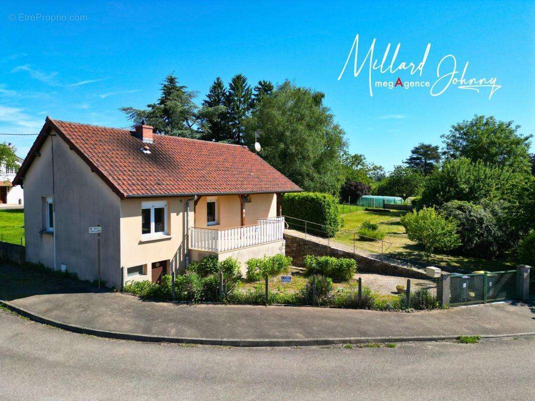 Maison à BLANZY