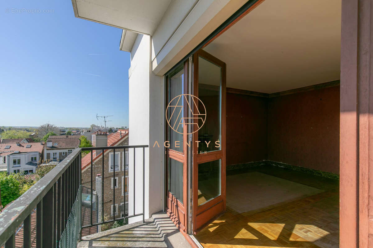 Appartement à SAINT-MAUR-DES-FOSSES