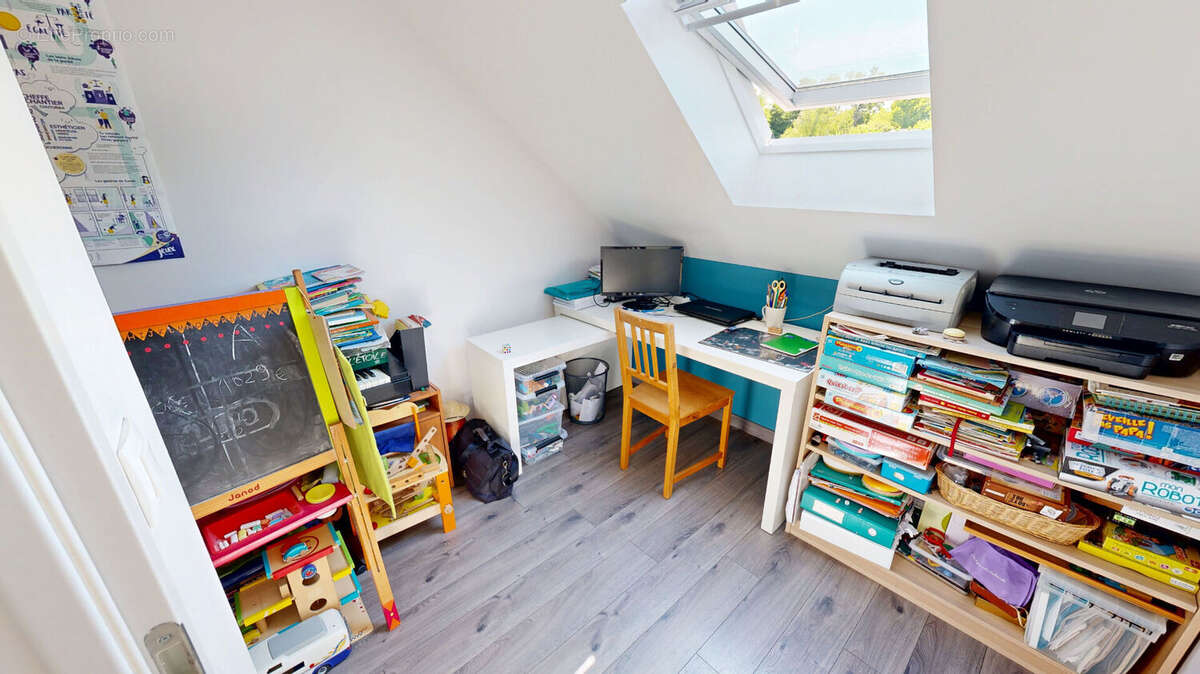 Maison à AUXON-DESSUS