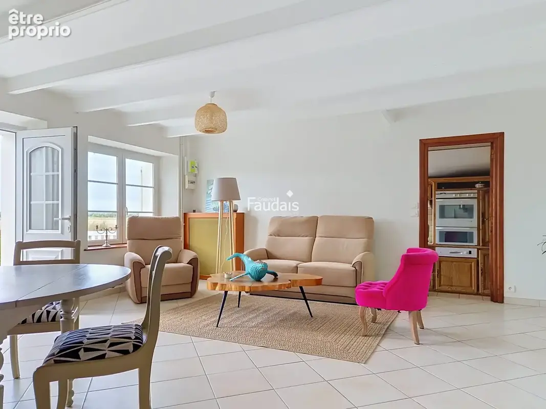 Maison 7 pièces 108 m² à vendre à Regneville-Sur-Mer (50590) - photo 4