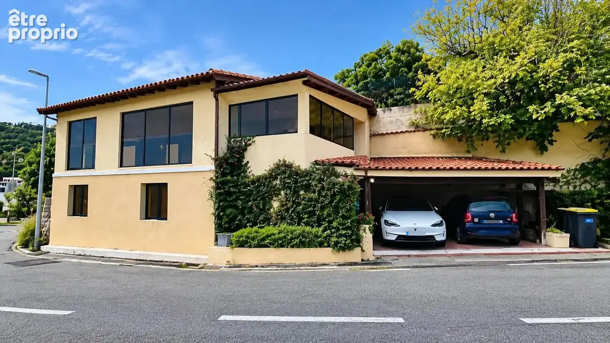 Èze Maison de 110m2 vue mer et collines avec 2 stationnements - photo 1