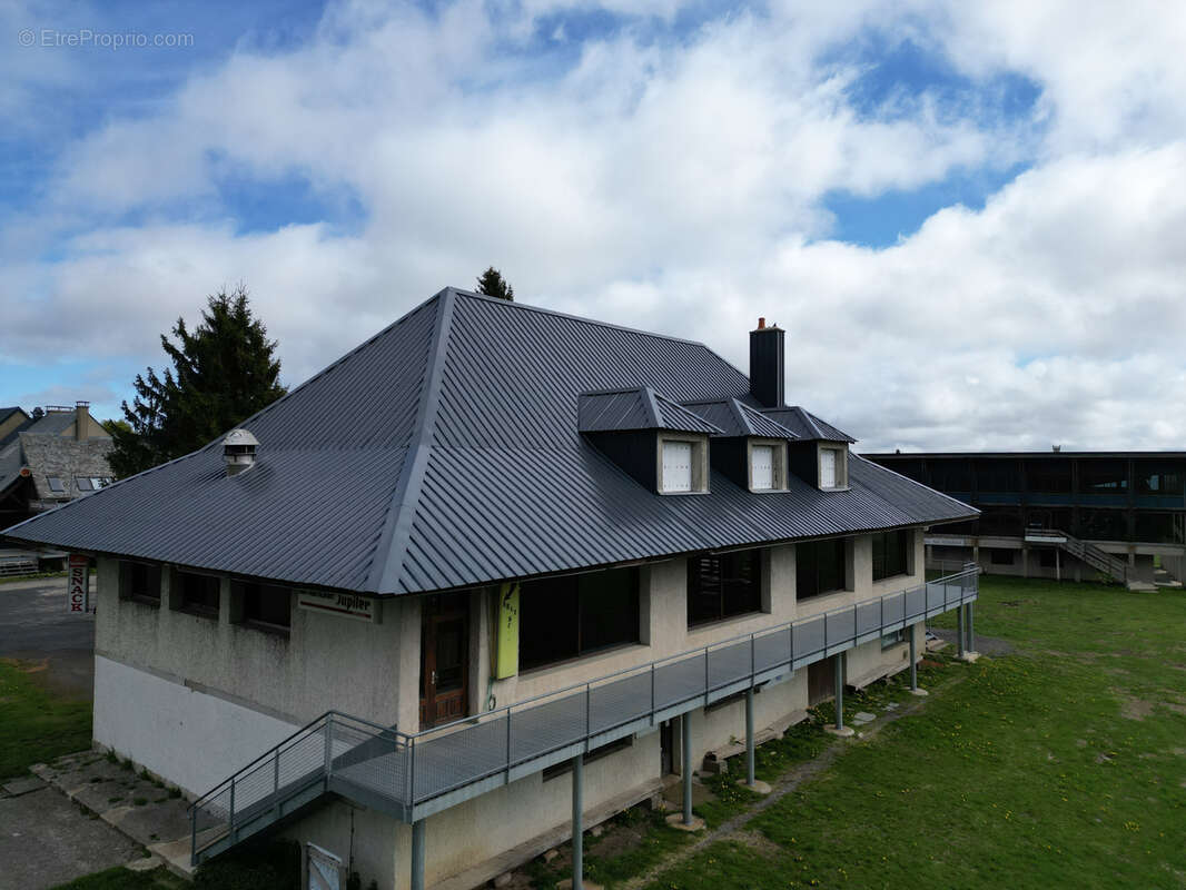 Commerce à LAGUIOLE