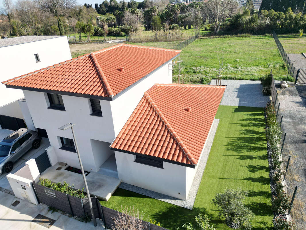 Maison à SAINT-CYPRIEN