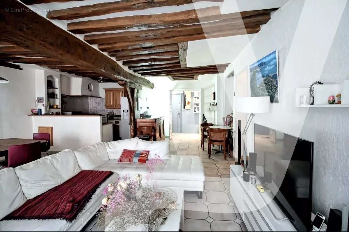 Appartement à PARIS-11E