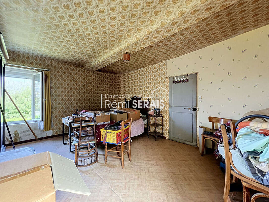 Ensemble immobilier à vendre à Vrigny - Un projet à fort potentiel ! - photo 12