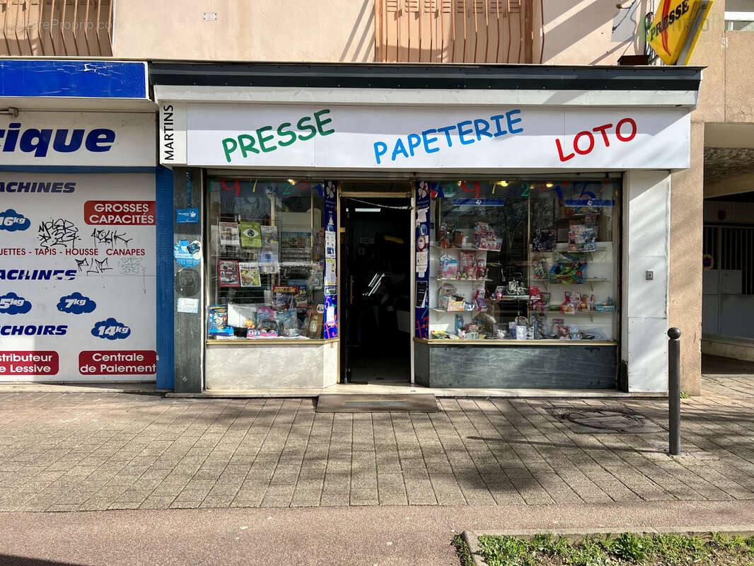Commerce à LYON-8E