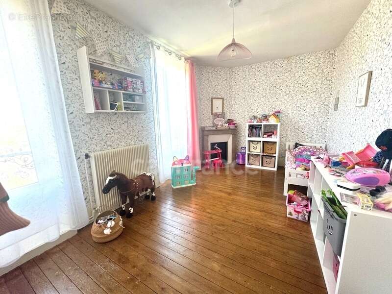 Maison à CHAUFOUR-LES-BONNIERES