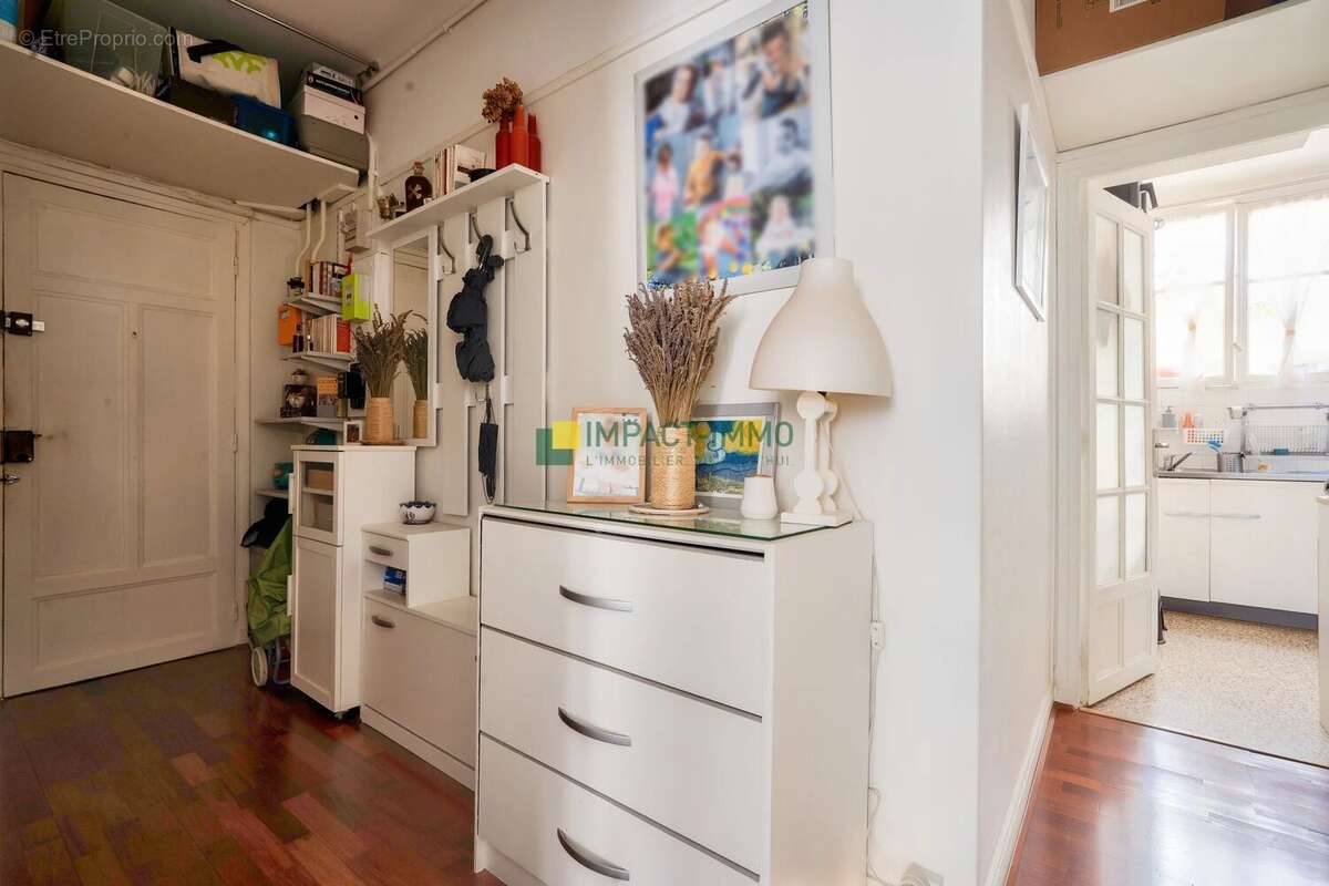 Appartement à COLOMBES