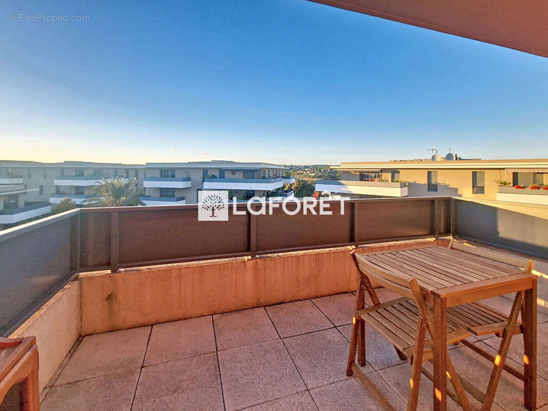 Appartement à JUVIGNAC