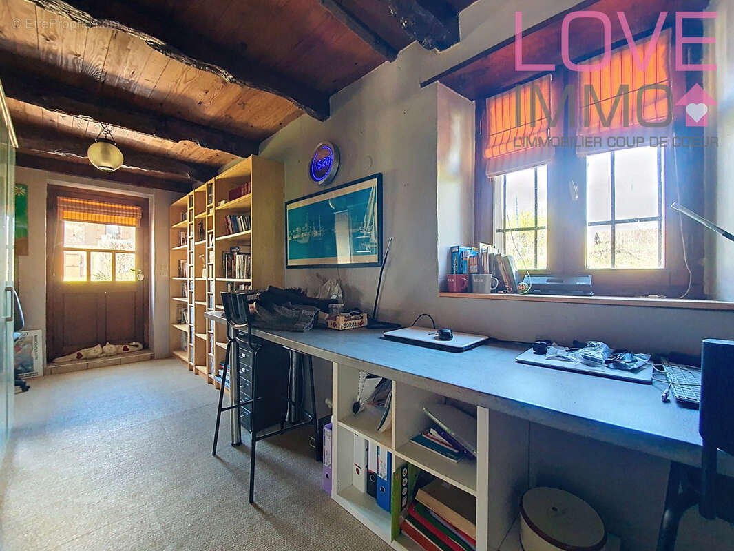 Maison à LA BATIE-DIVISIN