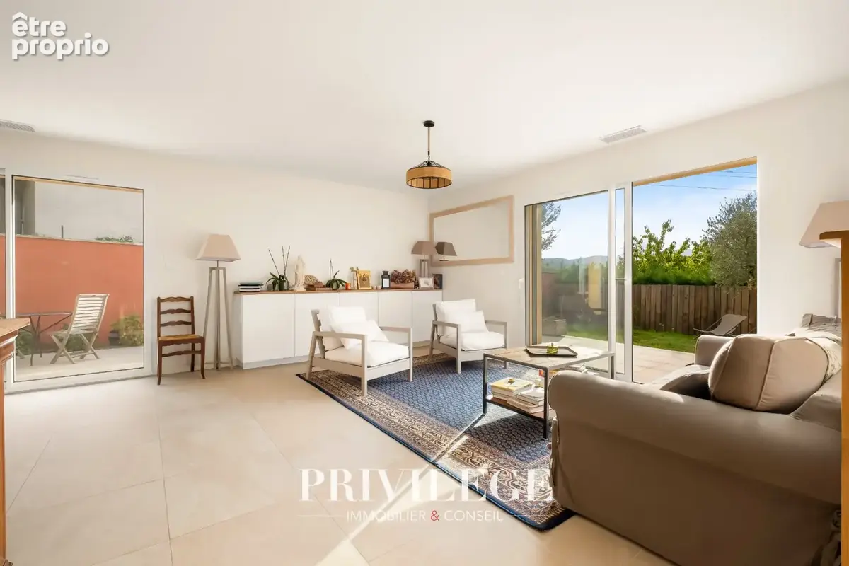 Montanay   une maison familiale - photo 7