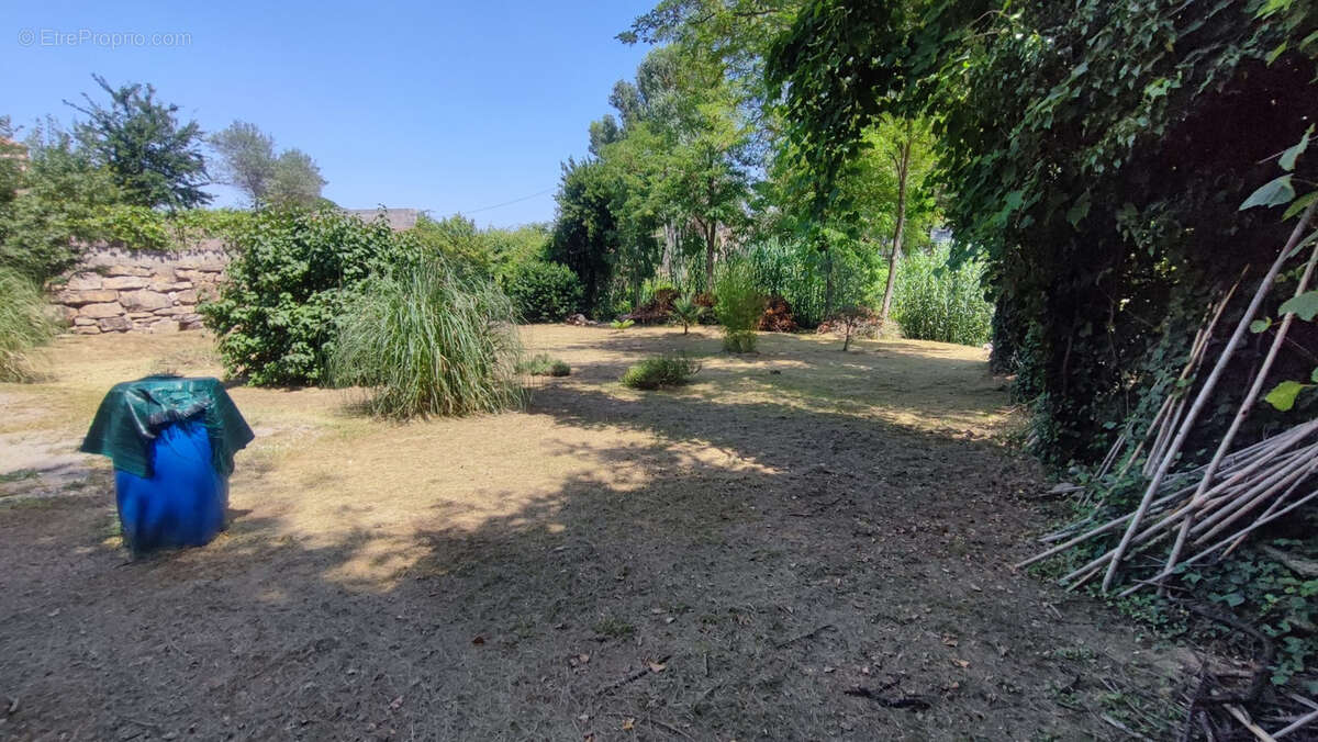 Maison à RIBAUTE-LES-TAVERNES