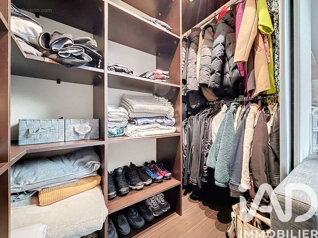 Photo 8 - Appartement à SAINTE-GENEVIEVE-DES-BOIS