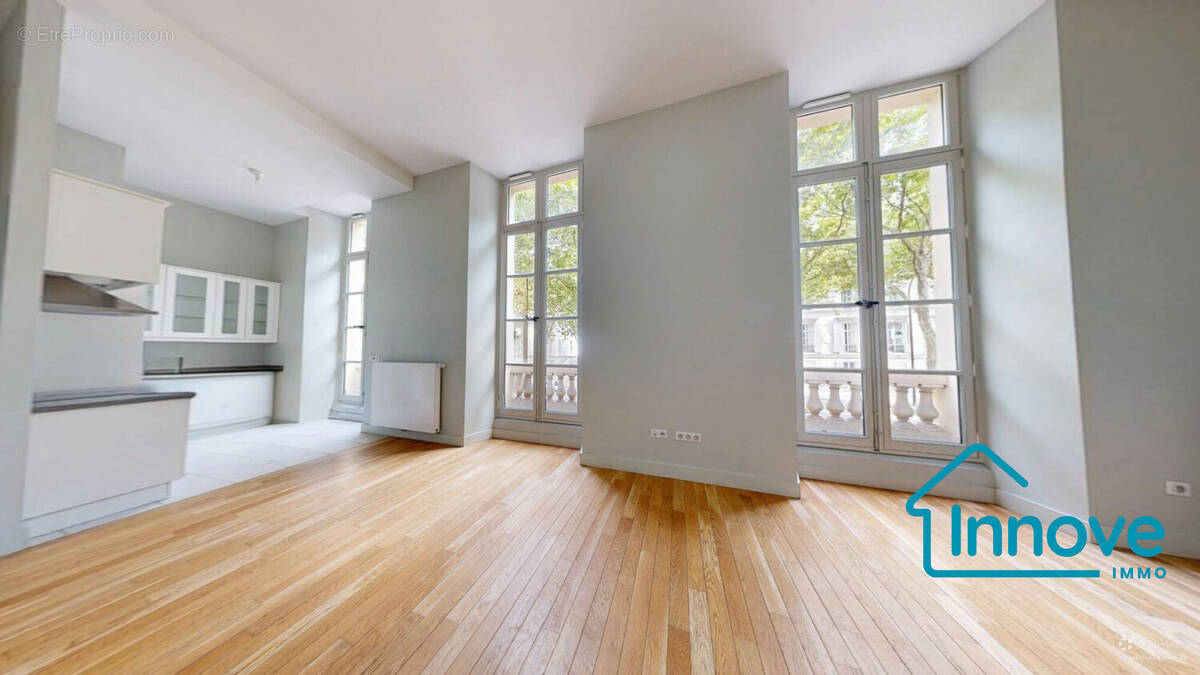 Appartement à VERSAILLES