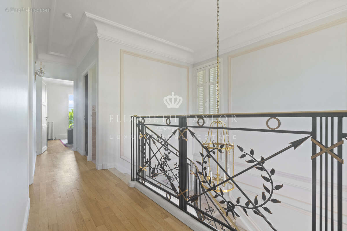 Maison à SAINT-GERMAIN-EN-LAYE