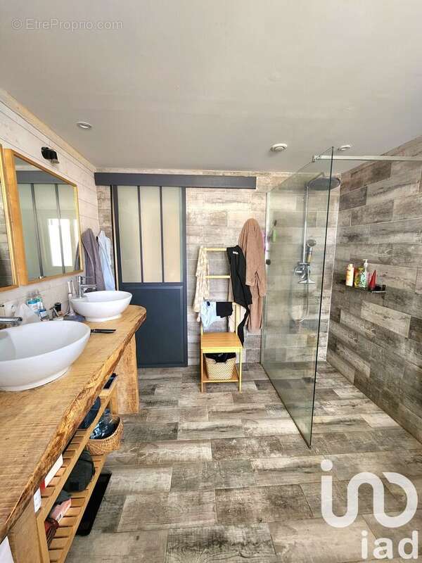 Maison 220 m² à Boisredon  - photo 6