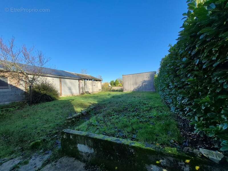 Maison à SAINT-SAVINIEN