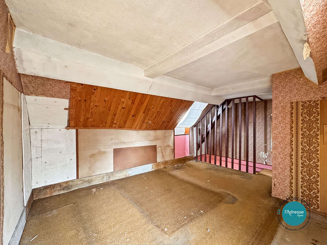 Maison à MENNECY
