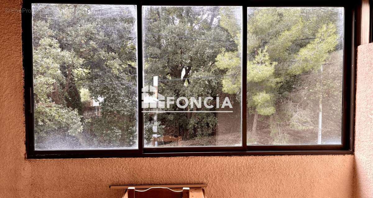 Appartement à BORMES-LES-MIMOSAS