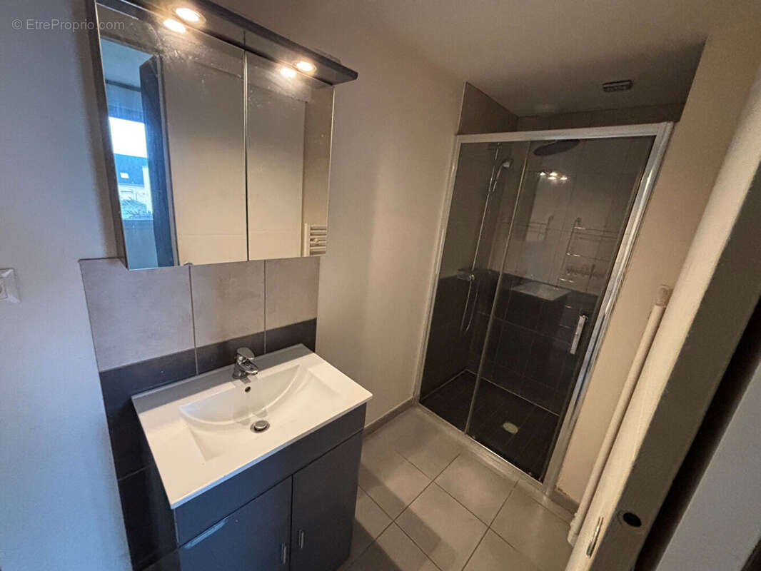 Maison à MESLAY-DU-MAINE