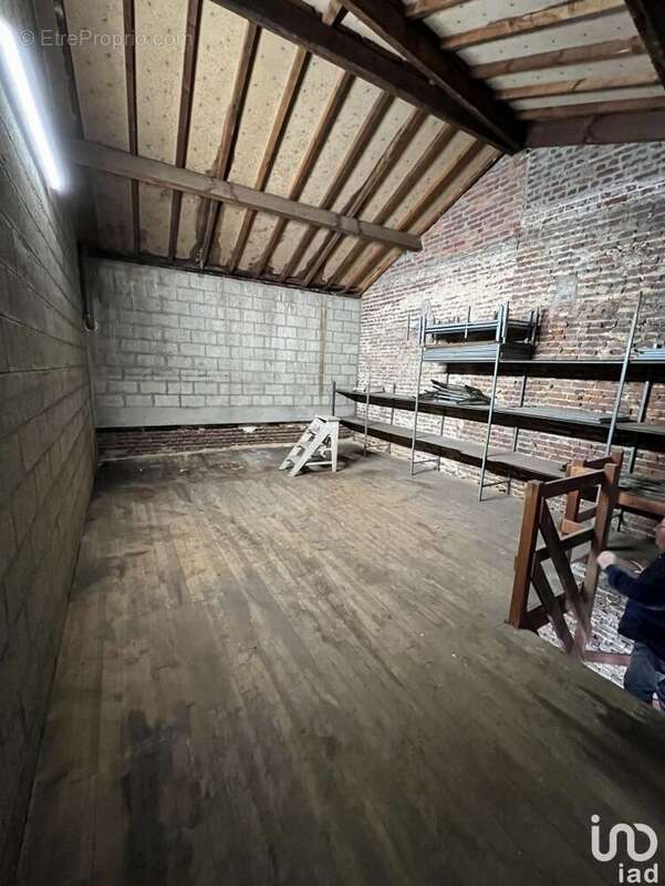 Photo 4 - Commerce à EU