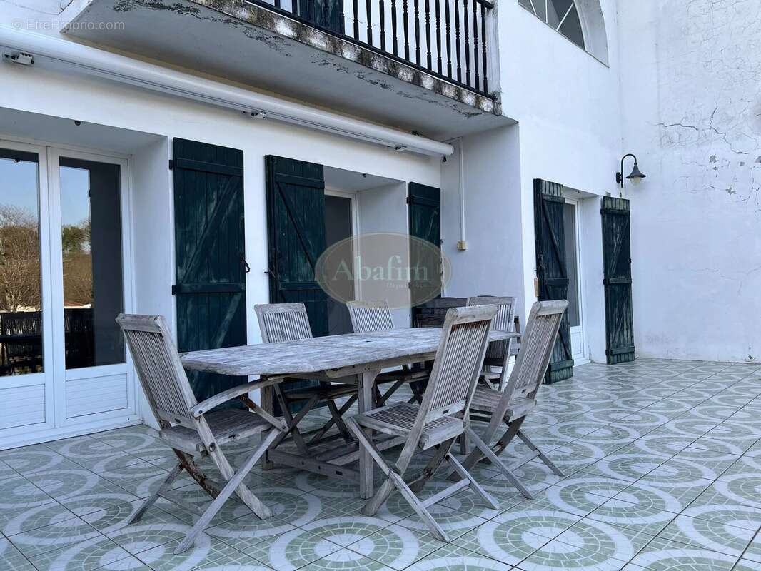 Appartement à SAINT-PALAIS