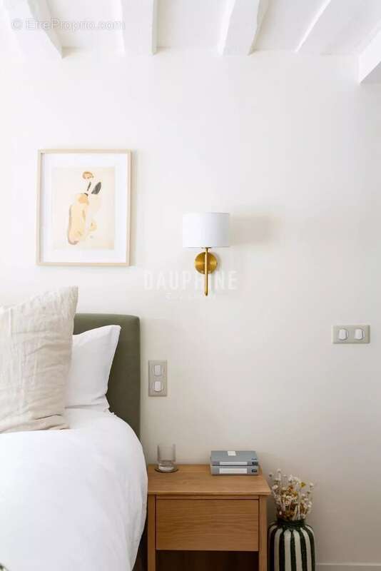 Appartement à PARIS-7E