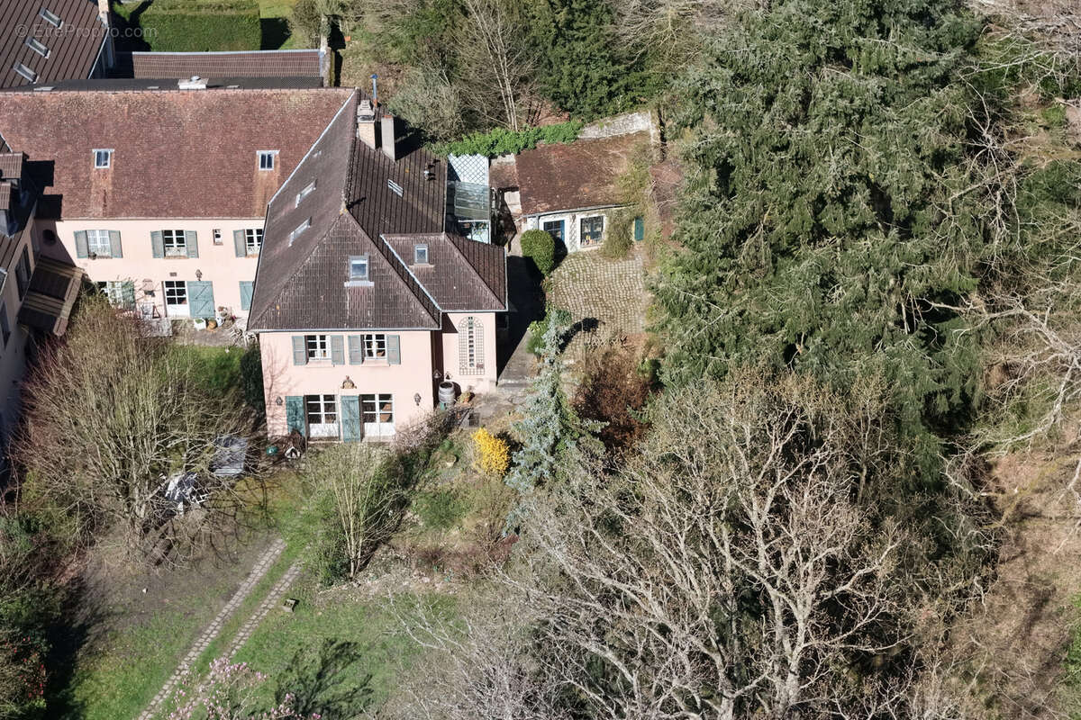 Maison à LIMOURS